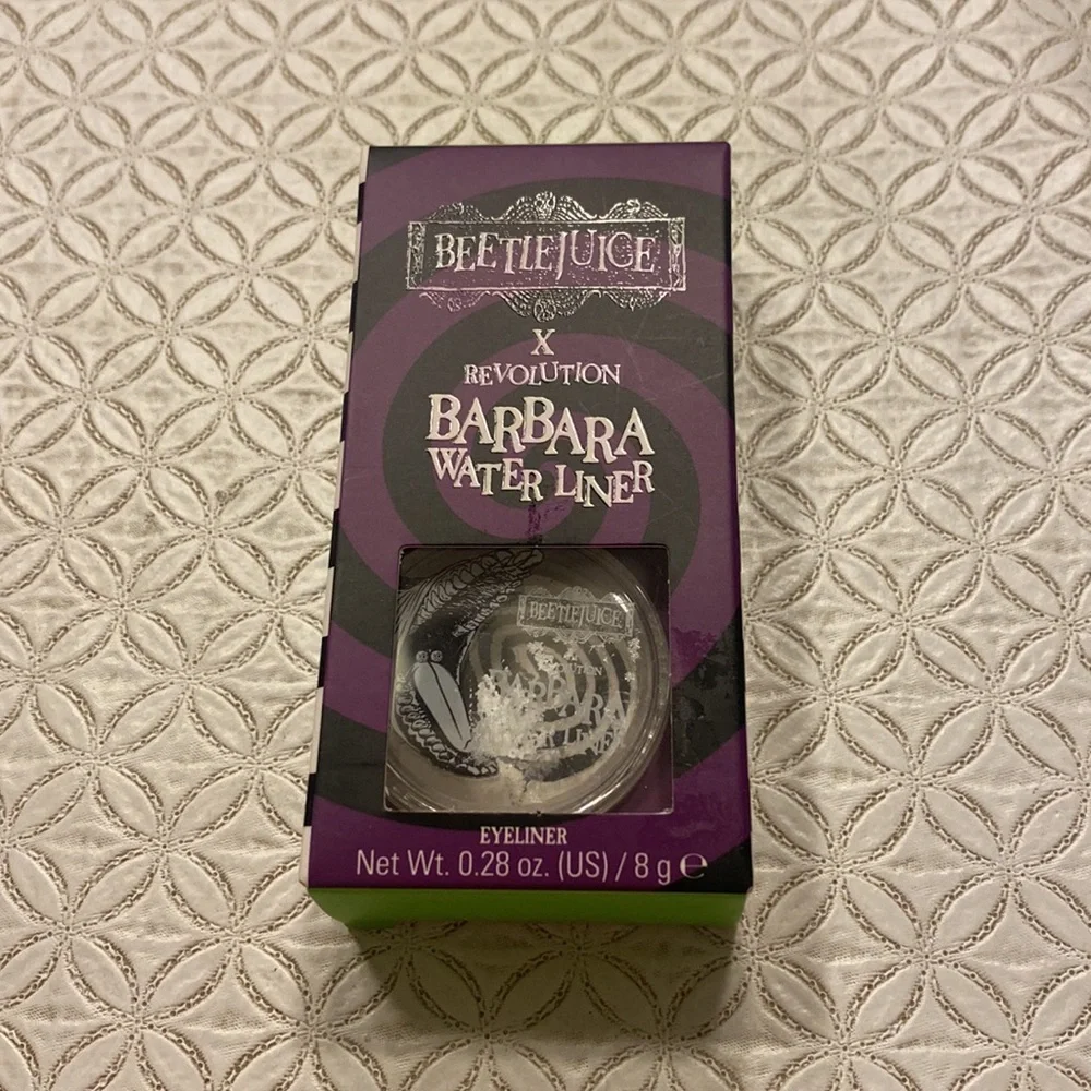 Beetlejuice x Revolution Barbara Cake‎ Liner